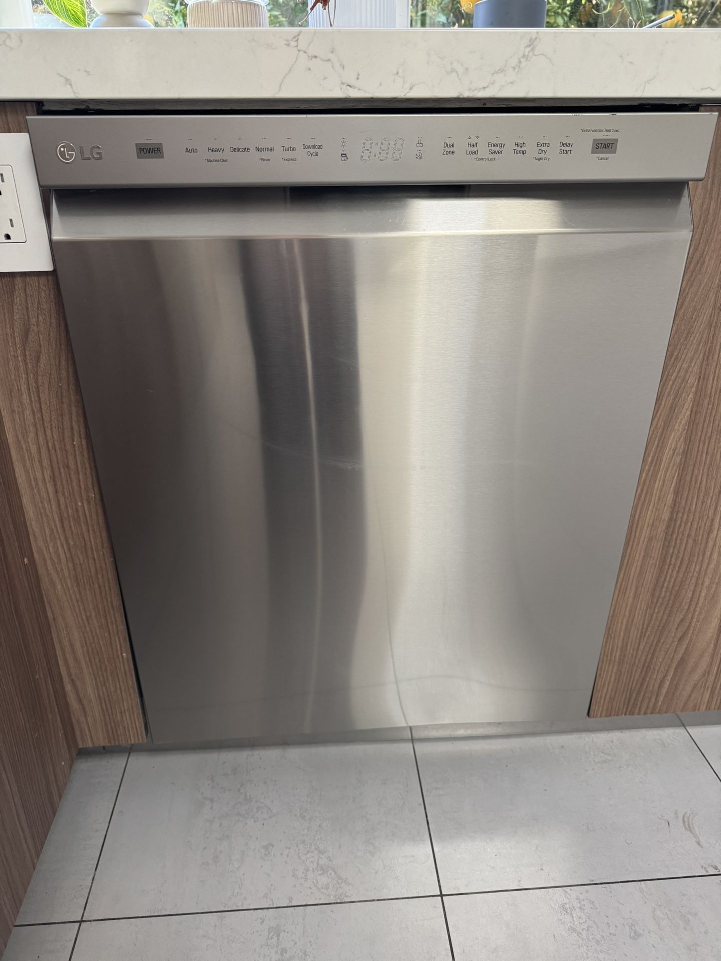 LG Dishwasher 