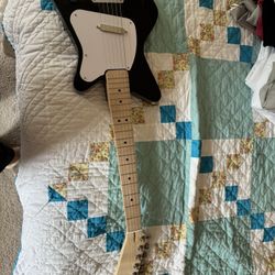 Loog kids Beginner Acoustic Guitar 