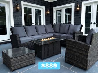 In stock patio furniture (we finance no interest no credit check and deliver )