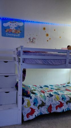 Kids twin size bunk beds with stair storage