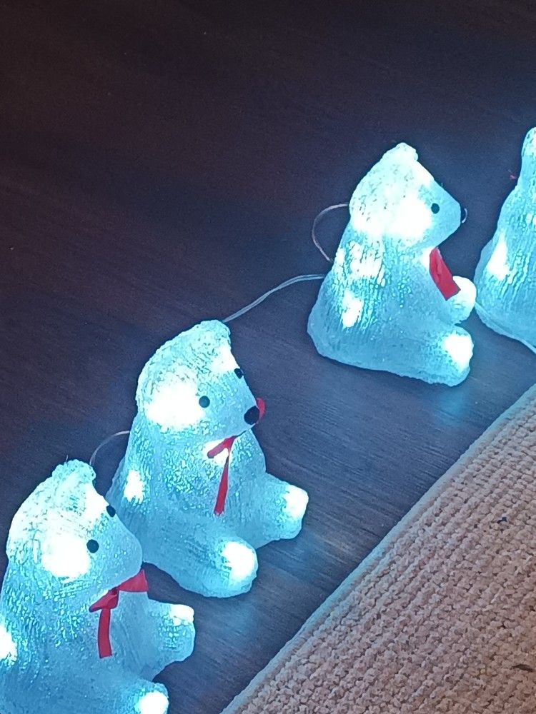 Set Of 5 LED Polar Bear Babies Yard Decorations 