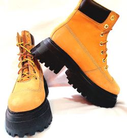Timberland Platform Boots Womens Wheat Sky Lace Up (Size 7.5)