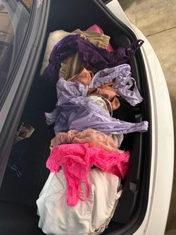 Lot of used woman clothes