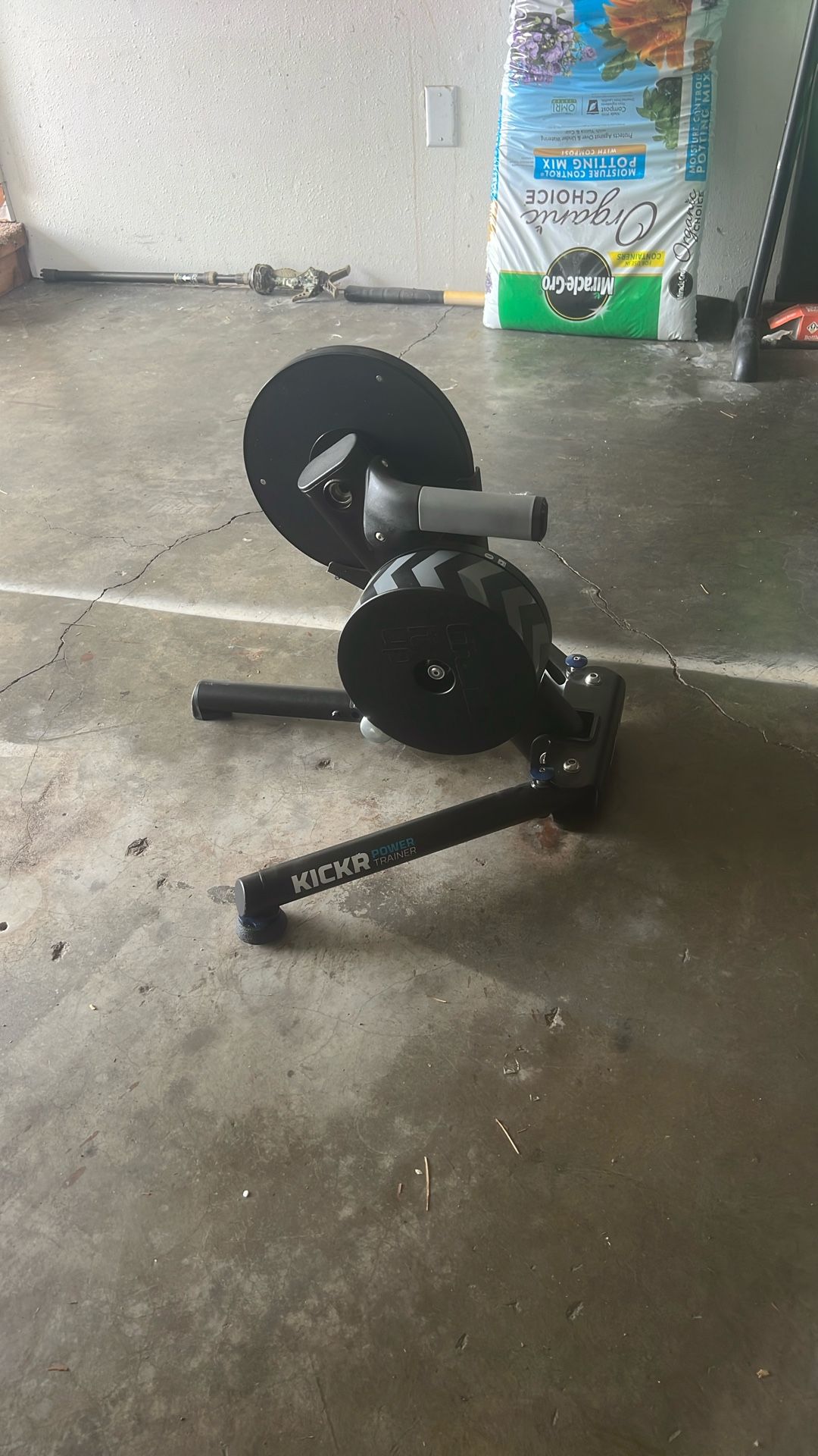 Kickr Power Trainer Used