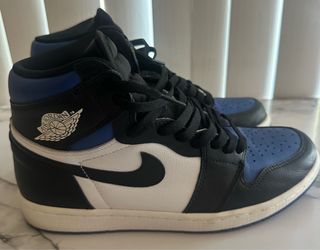 Air Jordan 1 Retro High OG Sneakers Size 9, Blue, White, Black