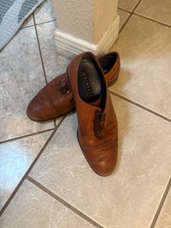 Men’s shoes size 9 only $5