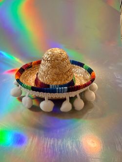 12 Mini Fiesta Sombrero Hair Clips Mexican Party Hats Cinco de Mayo Decor