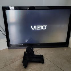 32" Vizio TV