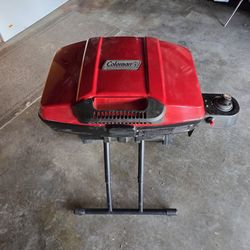 Coleman Model 9955 Propane Grill - Roadtrip Sportster