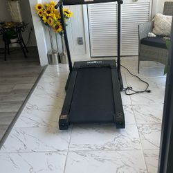 Treadmill 