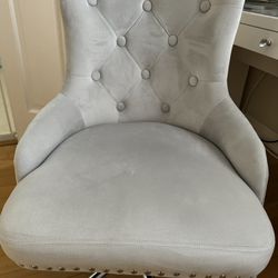 Vanity Chair $150