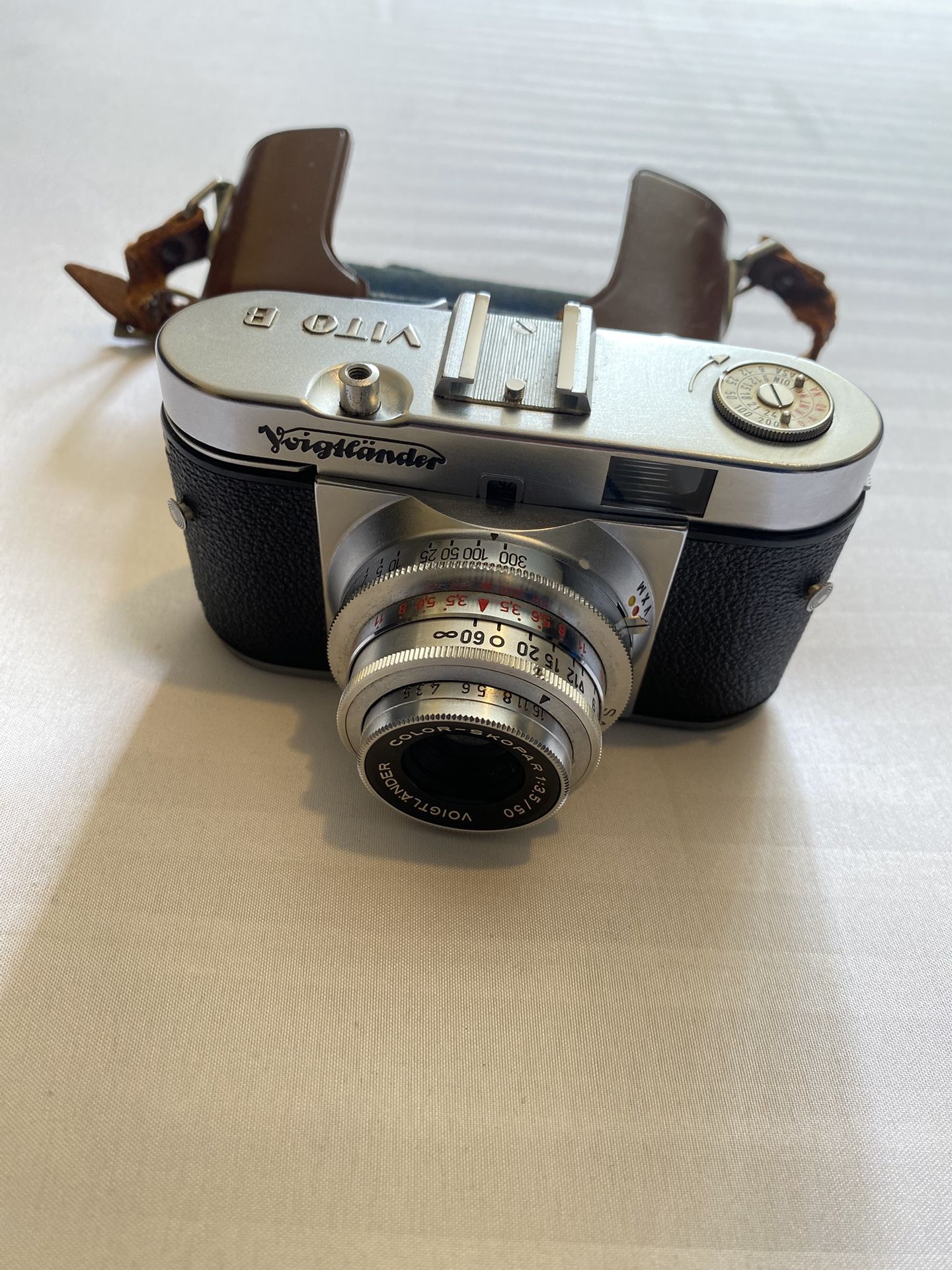 Voigtlander Vito B 35mm Film Camera with Color-Skopar f2.8/50 Lens