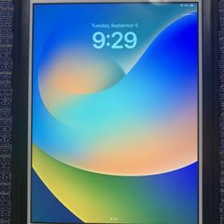 Apple iPad 6th Generation Unlocked Like New With Case!