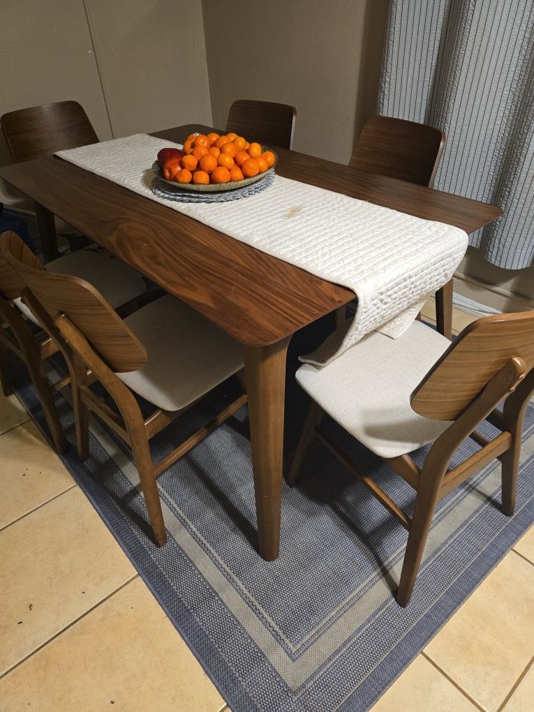 Comedor 6 Sillas Compacto No Es Muy Grande Solo $360 Dolares