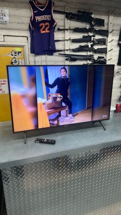 Samsung 43” 4K Crystal UHD Smart TV Television UN43TU700DF