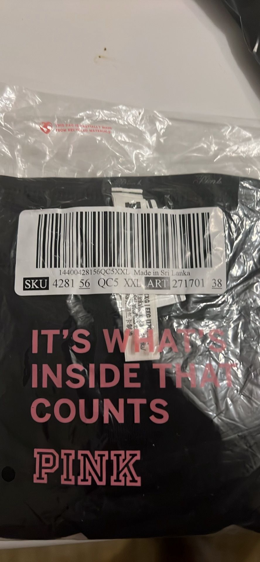 VICTORIA SECRET PANTY ( WEDDING GIFT) UNOPENED