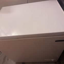 Magic Chef Freezer 