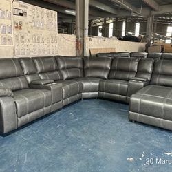 Grey seating Sectional With Chaise!  Brand New!!!