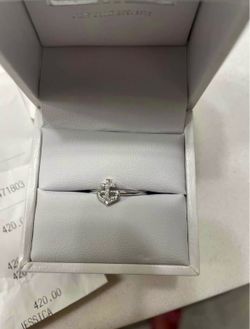 Diamond Anchor ring women Size 6