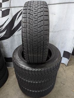 255/60r19 "Near New" Bridgestone Blizzak DM-V1 studless winter snow tires