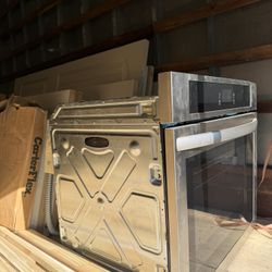 Brand New Oven
