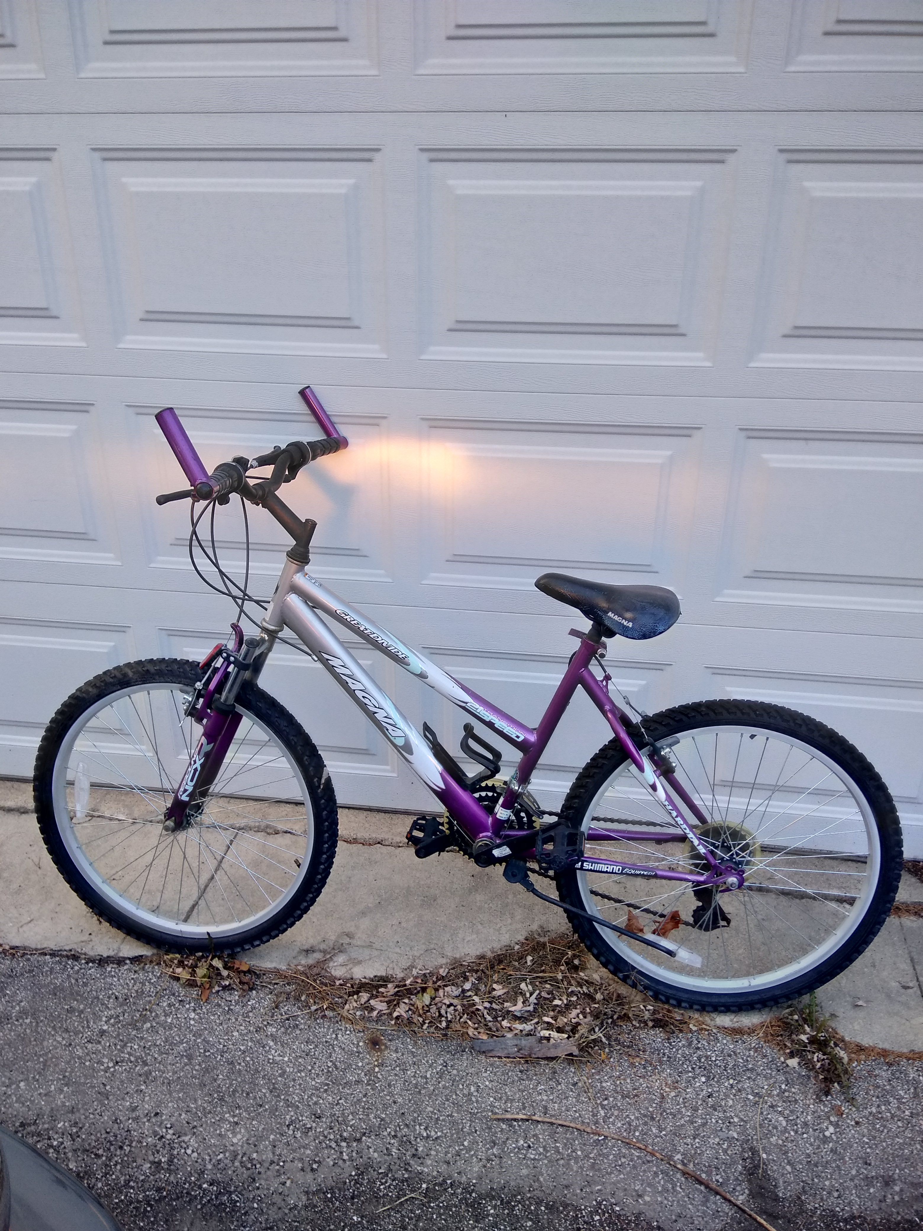 Magna Hardtail 21 speed 26" Mountain Bike.