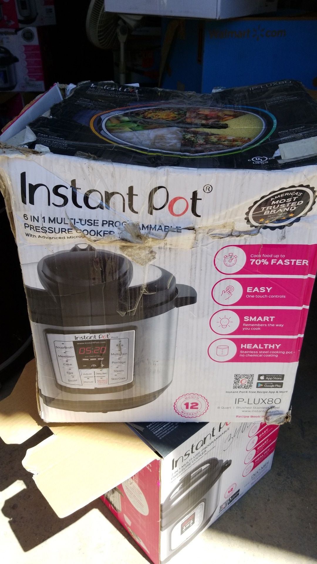 Instant Pot IP-LUX80 pressure cooker