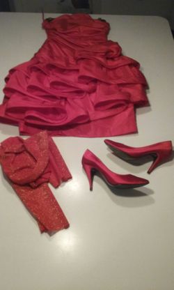 Dress size8 shoes7.5