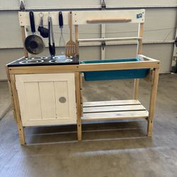 TP Toys Wooden Mud Kitchen refurbished OBO