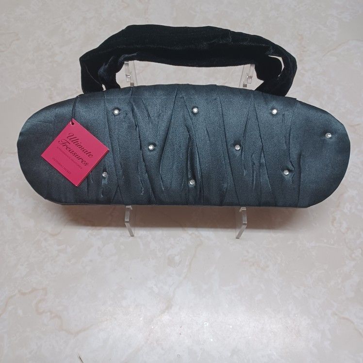 Victoria's Secret Ultimate Treasures Collection