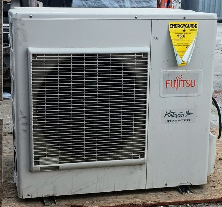 Fujitsu Halcyon DC Inverter & Wall Mount Cooling System 