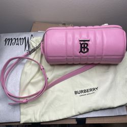 BRAND NEW WOMENS BURBERRY BARREL BAG 