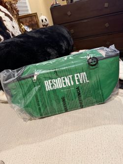 Resident Evil 2026 Popcorn Bucket Insulated Medical Courier Bag In Hand
