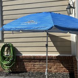 Tommy Bahama Umbrella 