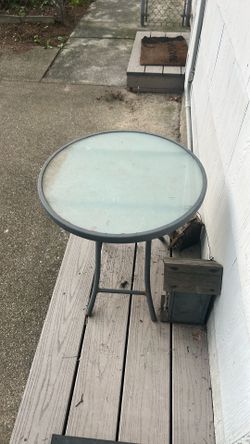 Outdoor table