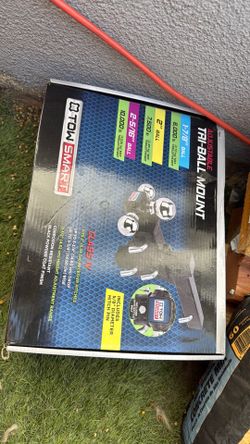 Tri-ball mount