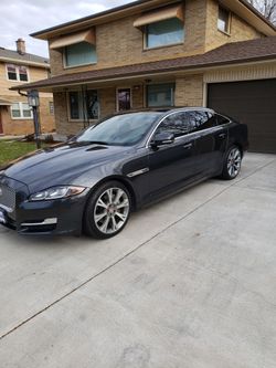 2016 Jaguar XJL portfolio