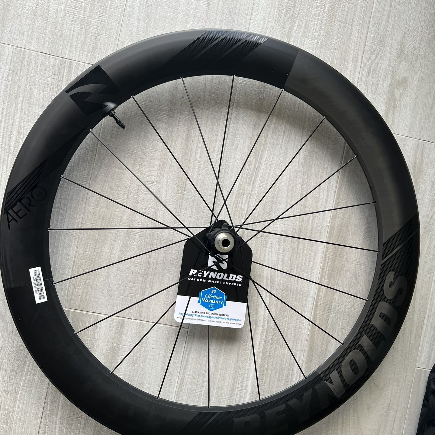 Reynolds AREO 65 Carbon Wheels 