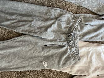 Nike women joggers