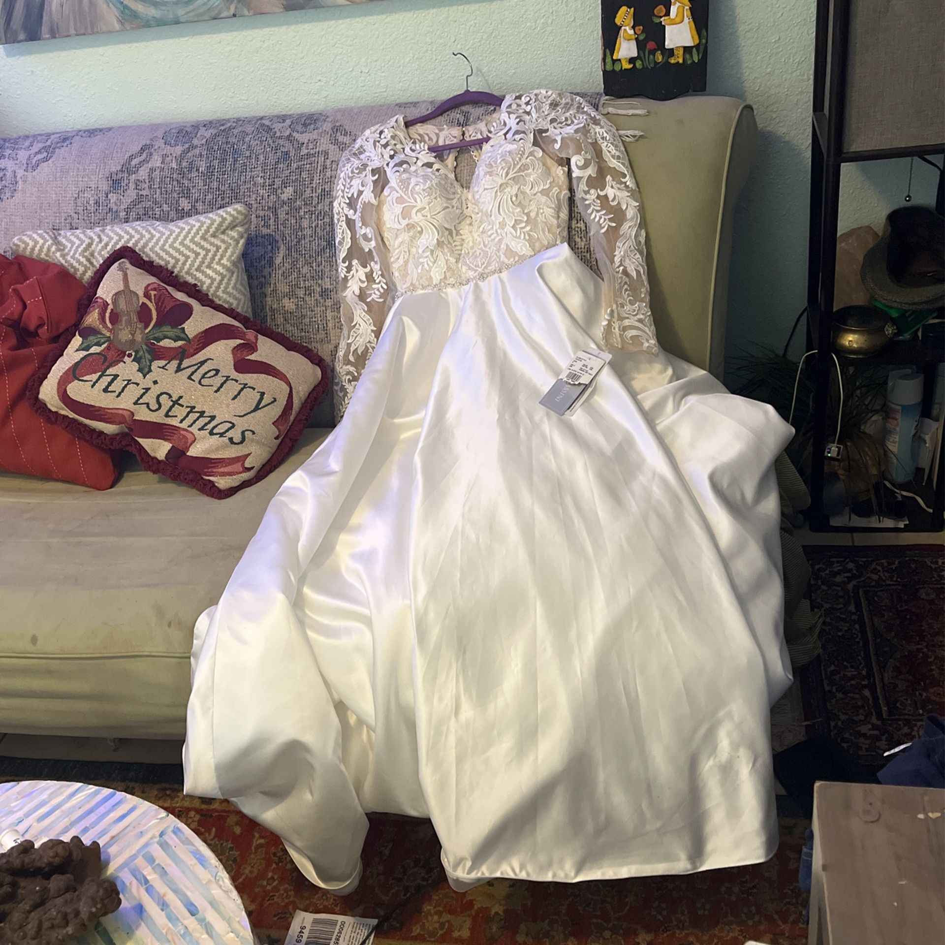 Wedding dress