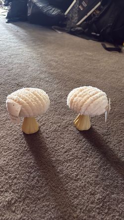 Mushroom figures