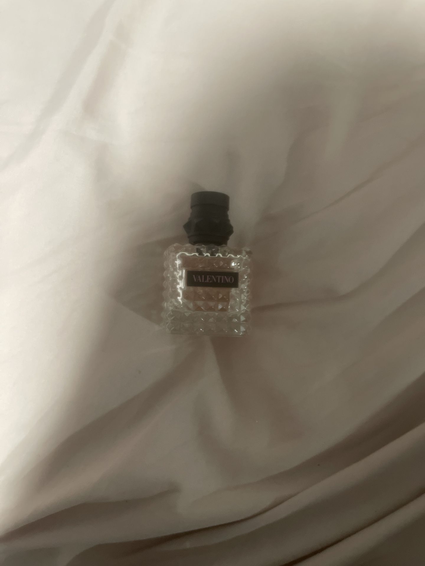 valentino born in roma 1 oz
