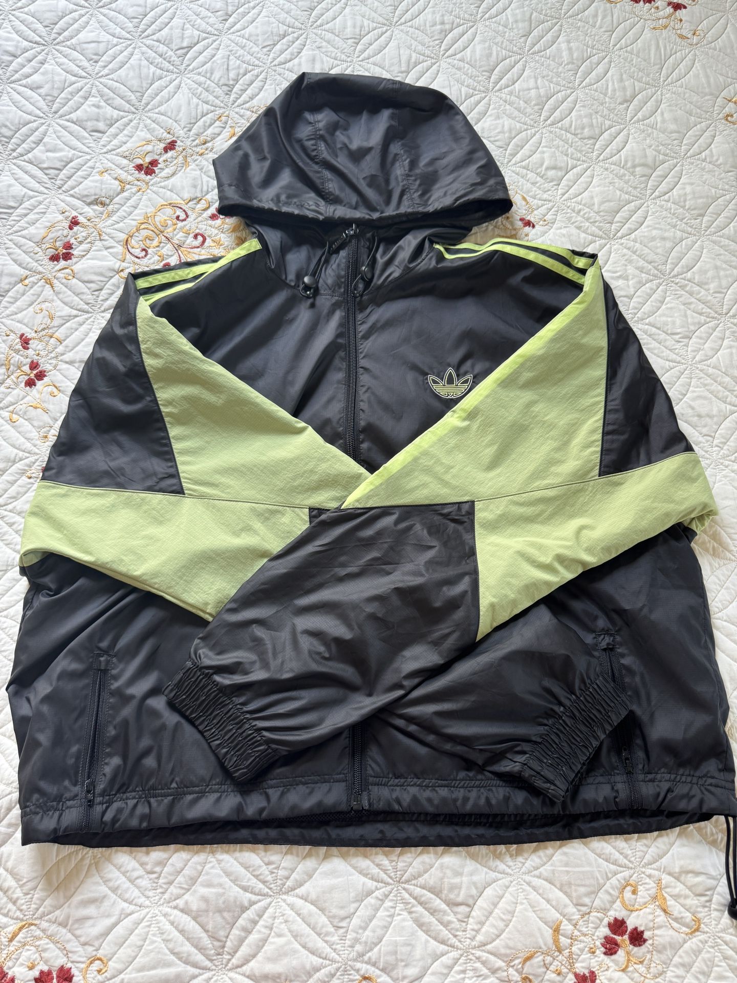 Adidas Sport Lightning Windbreaker Jacket – M/L (Fits Like)