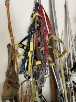 Fall Protection Harnesses