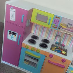 Play Kitchen For Toddler 