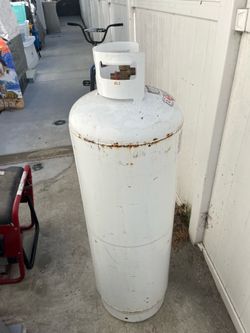Propane tank