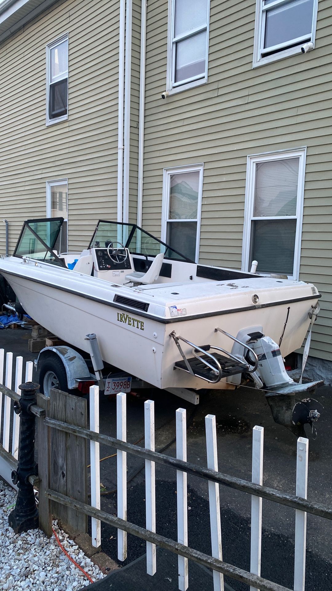 IrVete Boat