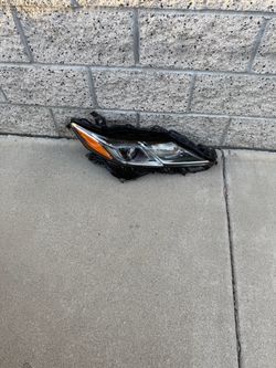 Toyota Camry 2018-2020 headlight