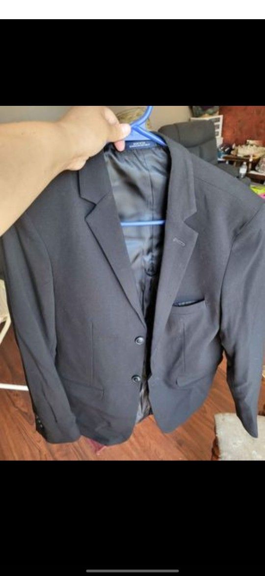 Tuxedo Top