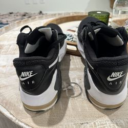 Air Max Nike Black Size 10 Pre-loved